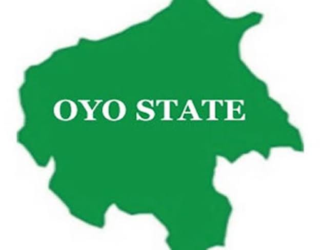 Zaɓen ƙananan hukumomin Oyo ɓata kuɗi da lokaci ne, inji APC