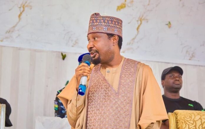 Ba a yi adalci ba wajen raba kayan tallafi a Kano - Barau - Manhaja ...