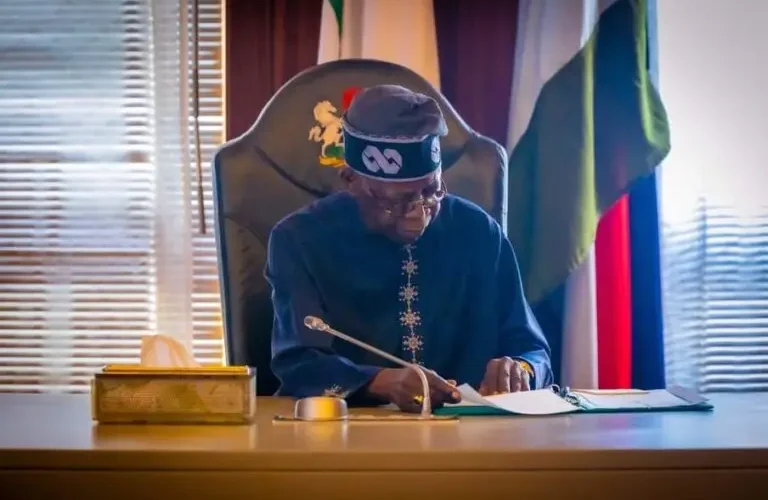 Tinubu ya amince da sabbin jerin sunayen waɗanda aka yi wa afuwa ...